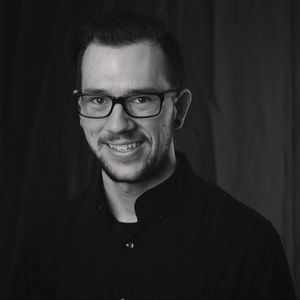 Meet your Posher, Nicholas